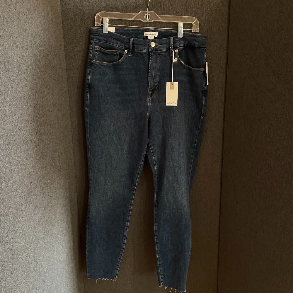 NWT Good American Jeans good leg crop size 16